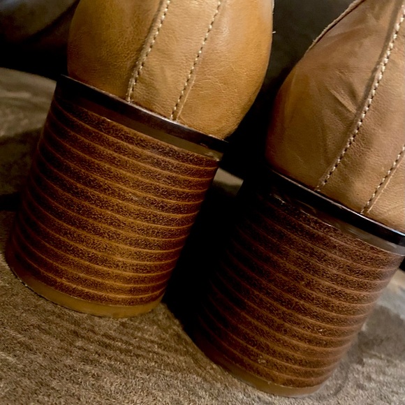 Kelsi Dagger Brooklyn Involve Leather Loafer 2.25-inch Stacked Heel Size 9.5 - Picture 12 of 13